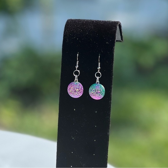 Round dangle earrings- Mermaid tail - Picture 2 of 6